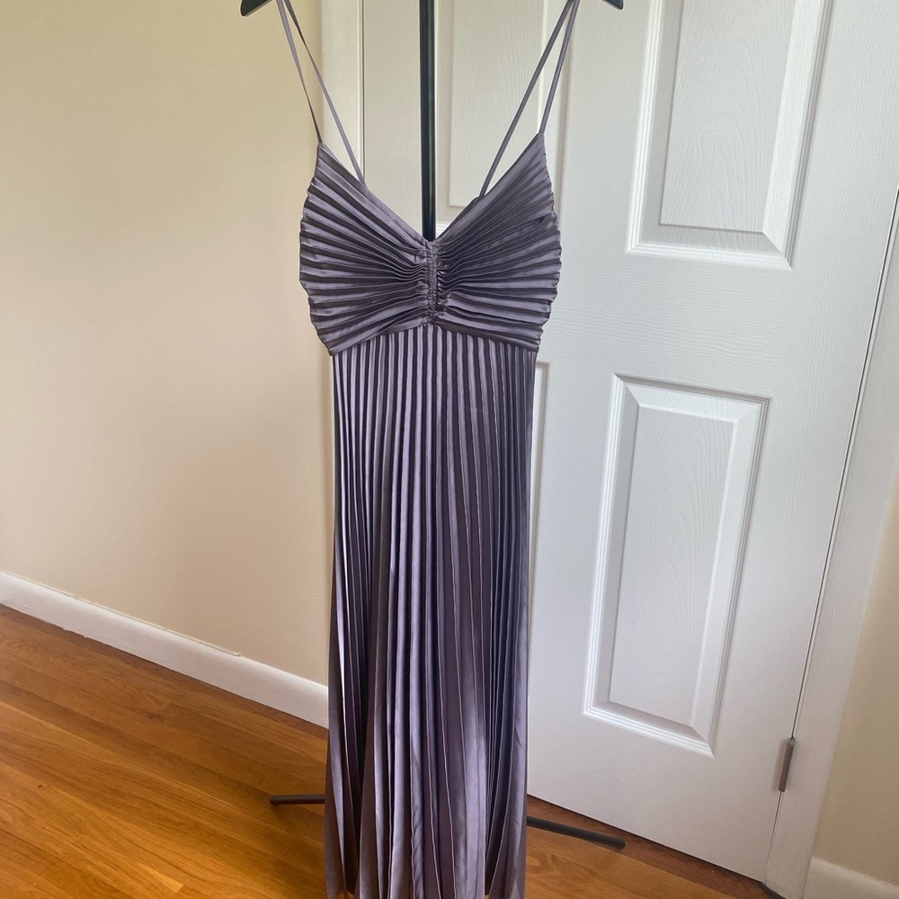 NWT Banana Republic Metallic Grey/Lavender Pleated Midi Dress Size 8